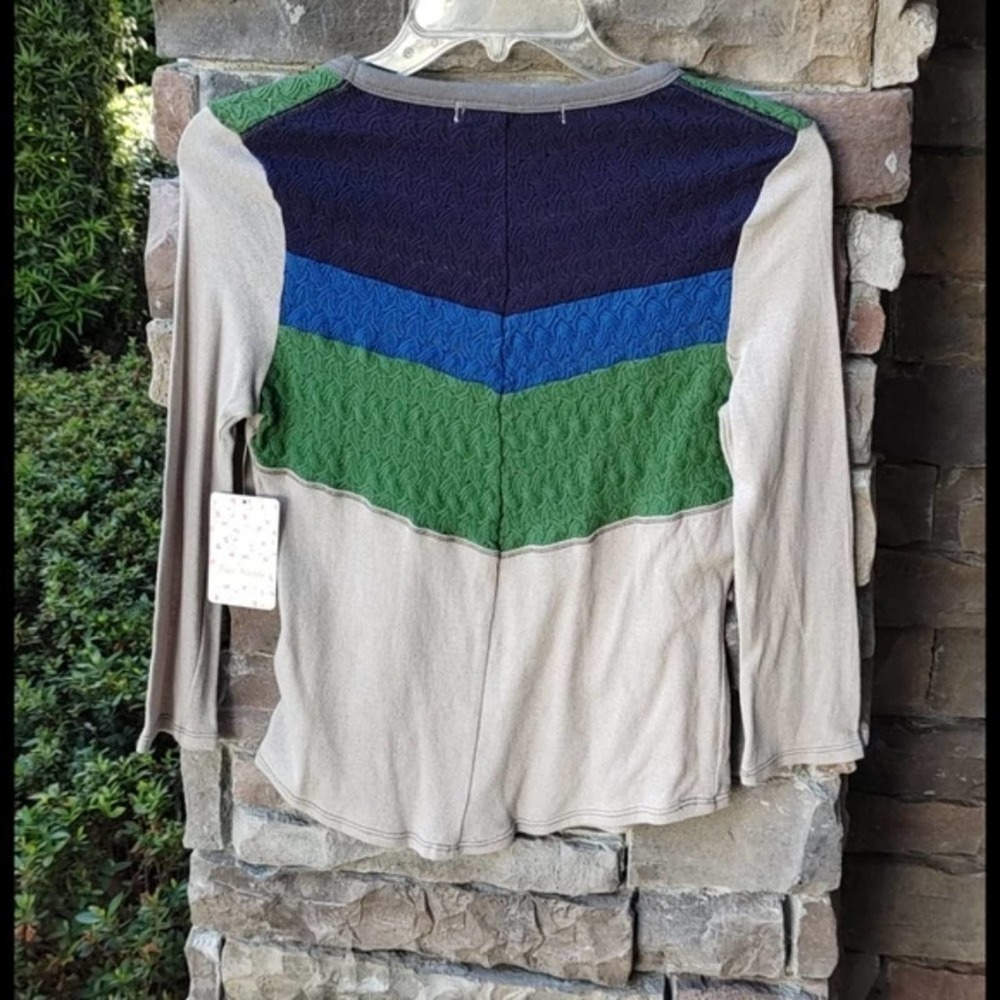Free People Long Sleeve Knit Top - Picture 5 of 8